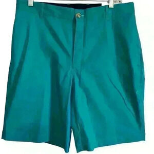 NWT Tailorbyrd aqua golf shorts. Size 32